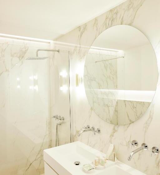 اتاق خانوادگی, Suite Residenza Quartieri Storici Duomo