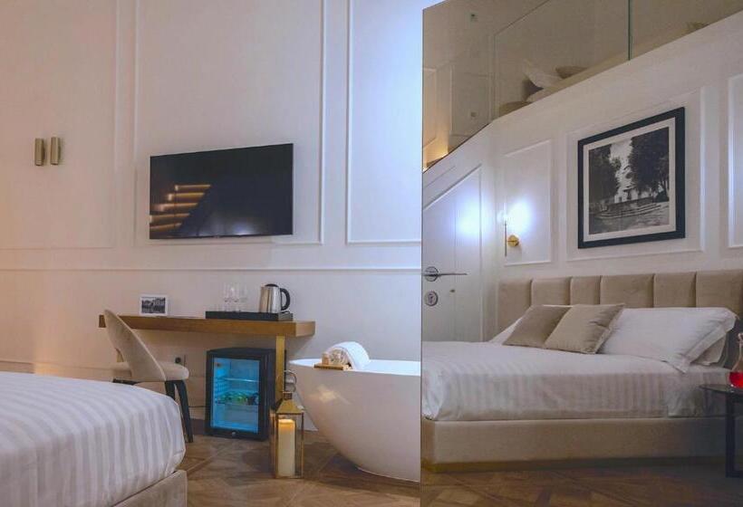 سوئیت با وان آب گرم, Suite Residenza Quartieri Storici Duomo