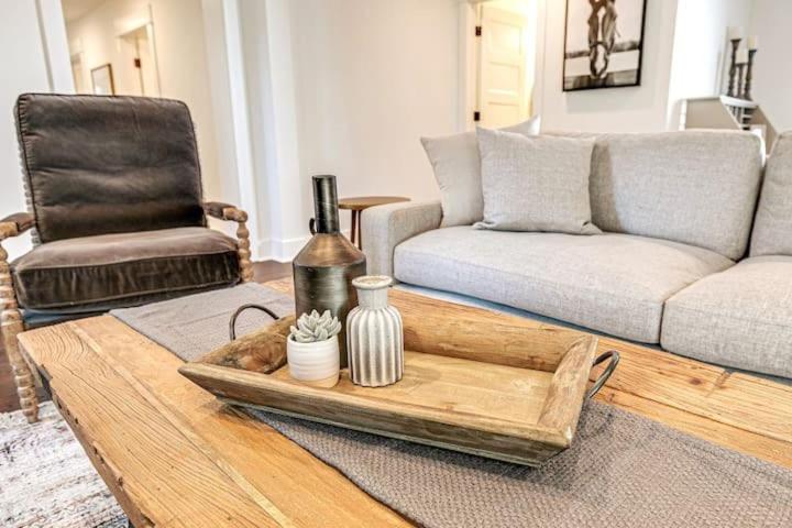 침실 1개 주택, 2 Br Highland House Of Historic Dwtn Franklin