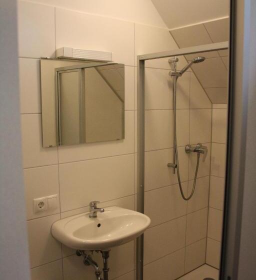 스탠다드 트리플 룸, Paschen Monteurzimmer