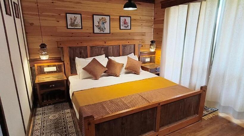스탠다드 룸 산 전망, Manila Hideaway