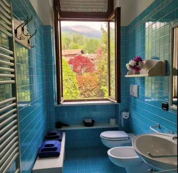 マウンテンビュースタンダードルーム, B&b Villa Tavallini