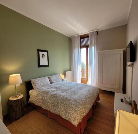 غرفة قياسية مزوَّدة بشُرفة, B&b Villa Tavallini