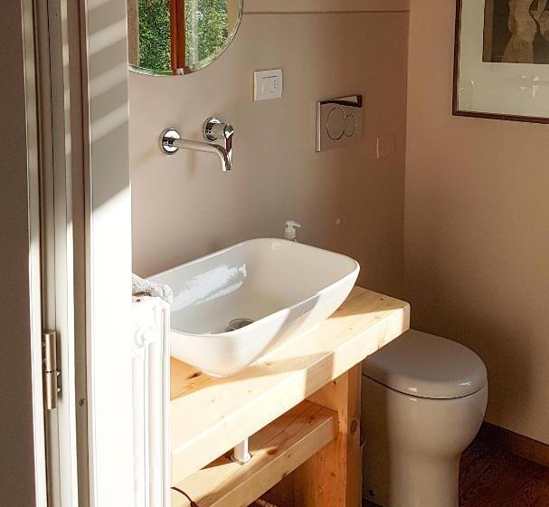 标准间带阳台, B&b Villa Tavallini