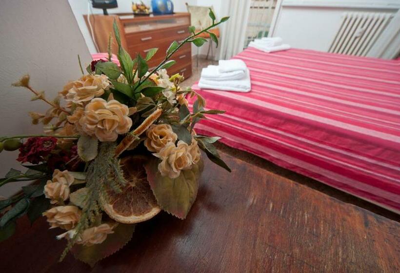 اتاق استاندارد, 2 Passi Da