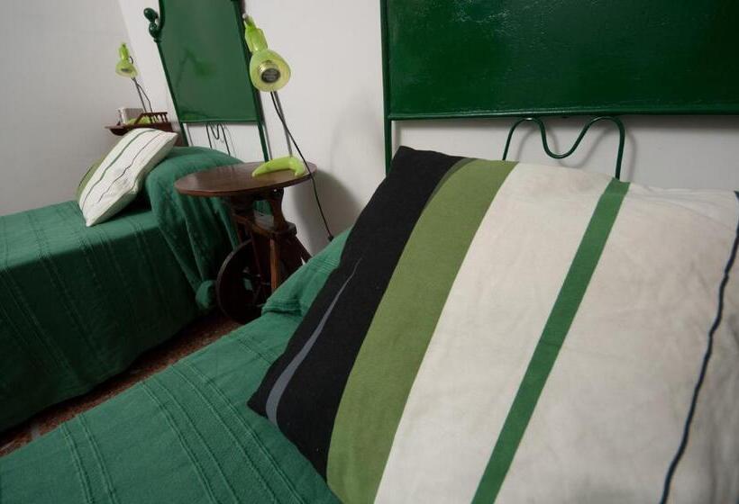 اتاق استاندارد, 2 Passi Da