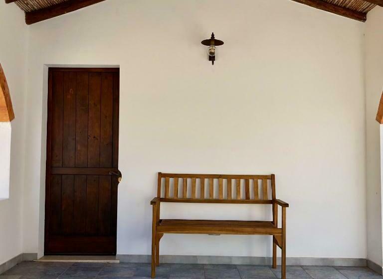 חדר סטנדרט יחיד, Domu Elvira