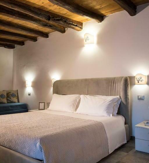 סוויטת ג'וניור, Domu Elvira