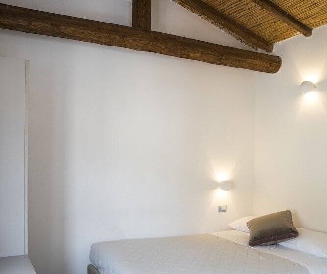 חדר סטנדרט יחיד, Domu Elvira