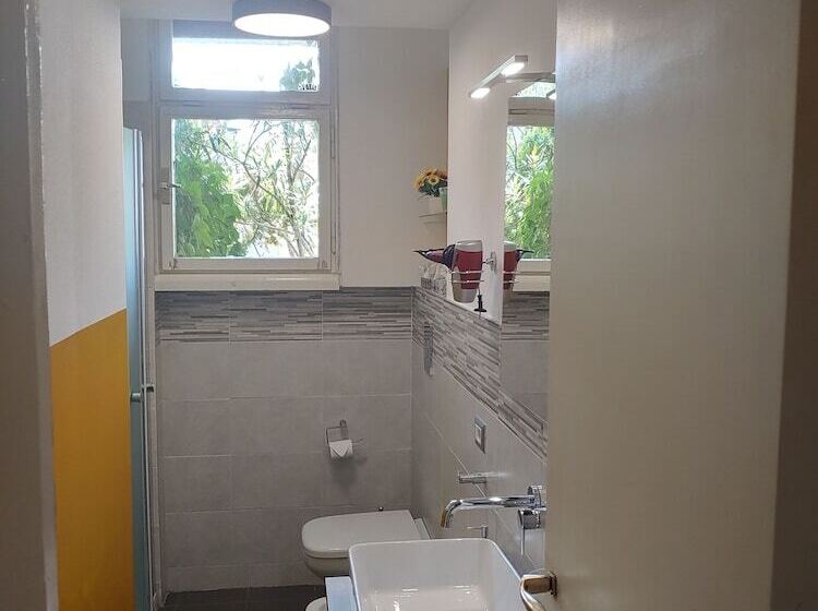 آپارتمان راحتی 1 خوابه, Mita Milano Rooms With Terrace