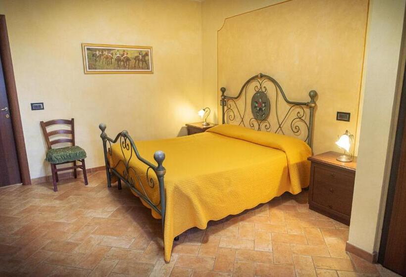 غرفة قياسية مطلّة علي الحديقة, B&b Villa Barbarossa