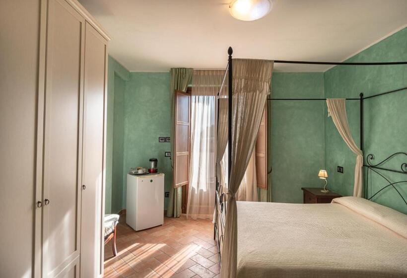 غرفة قياسية مزوَّدة بشُرفة, B&b Villa Barbarossa