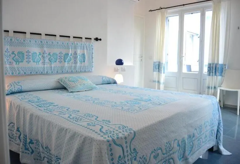 Standard-huone Puutarhanäkymä, Villa Pischinas
