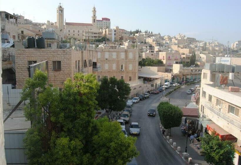 اتاق استاندارد سه نفره, Al Salam