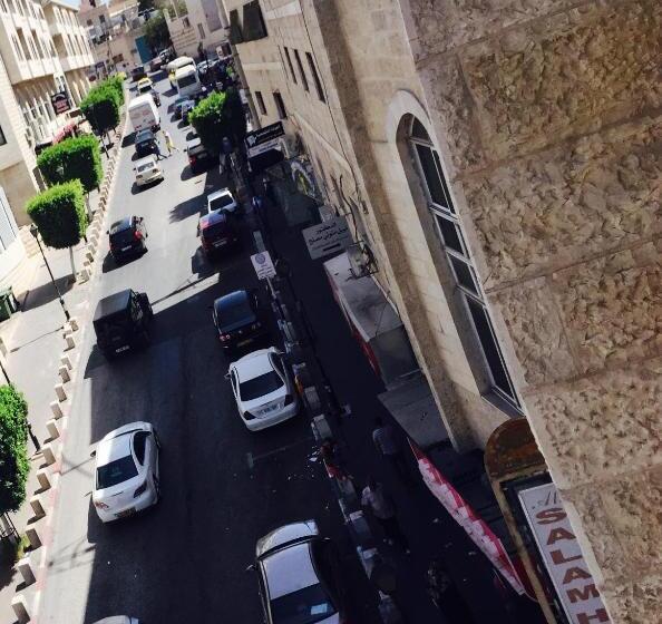 اتاق استاندارد سه نفره, Al Salam