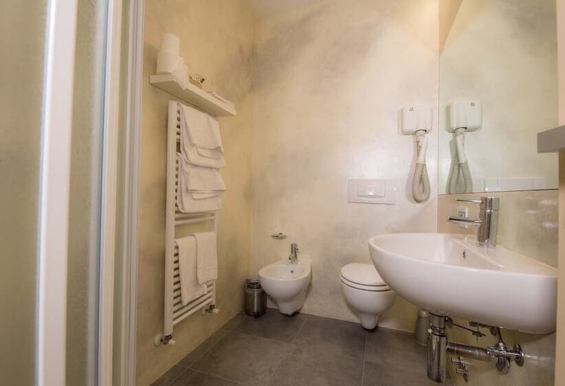 غرفة قياسية, Albergo Silvio