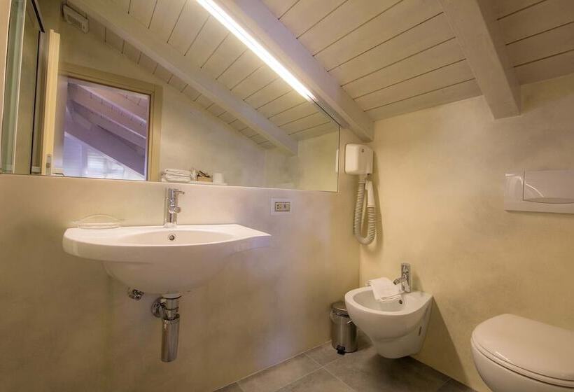 غرفة قياسية, Albergo Silvio