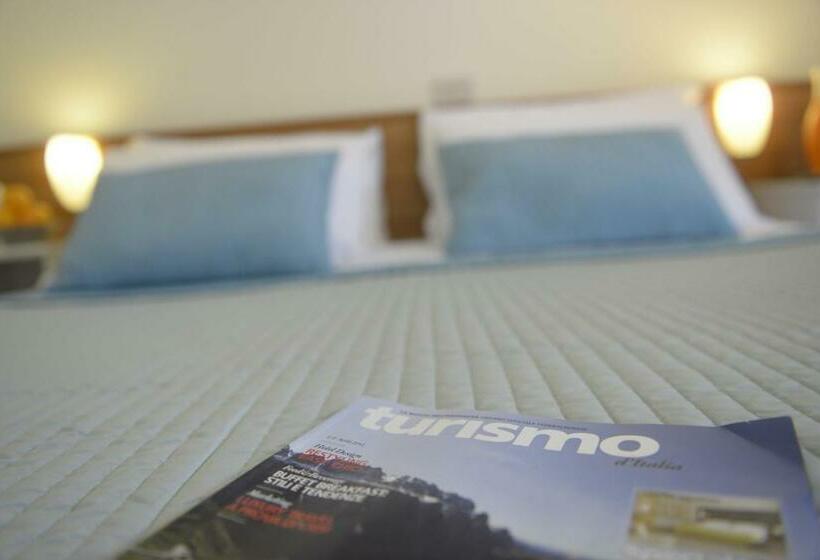 غرفة قياسية, Antagos