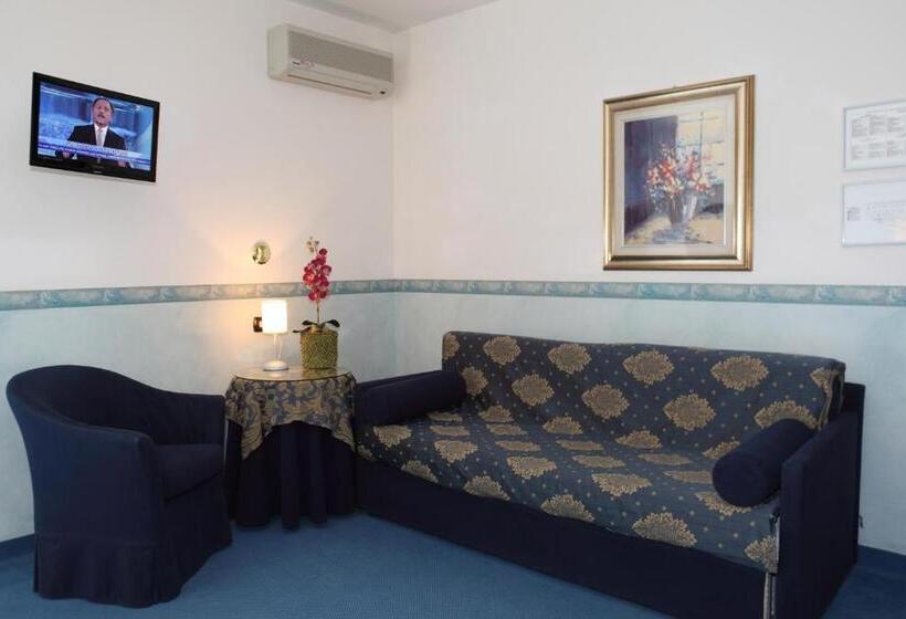 四人标准间, Carlton