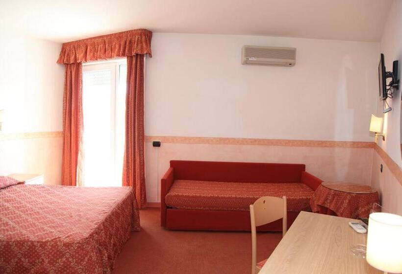 四人标准间, Carlton