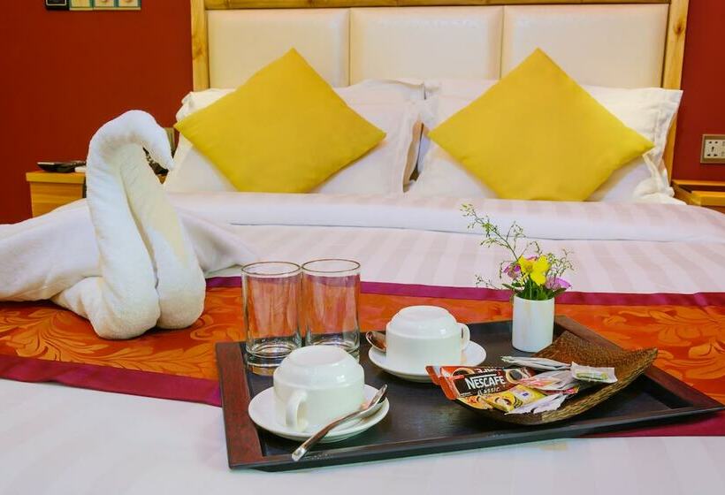 اتاق سوپریور, Clear Sky Inn