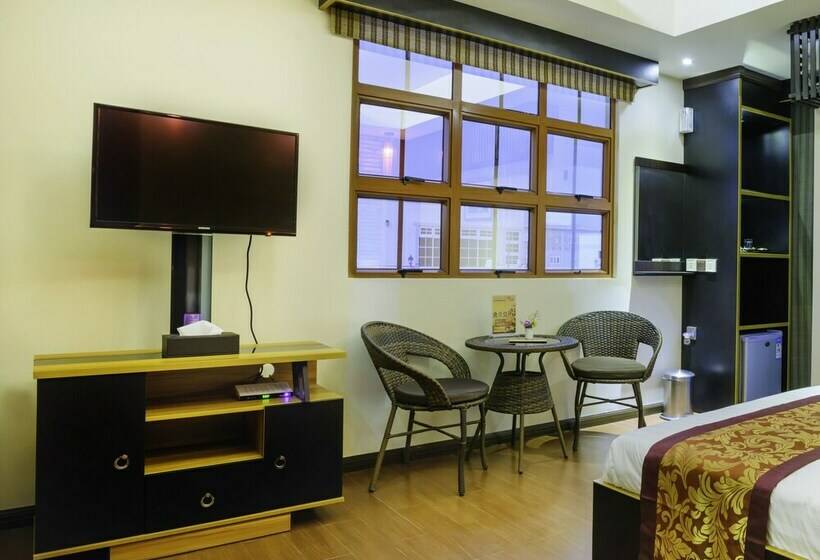 اتاق سوپریور, Clear Sky Inn