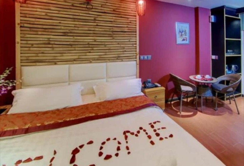 اتاق سوپریور, Clear Sky Inn