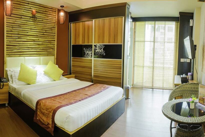 اتاق سوپریور, Clear Sky Inn