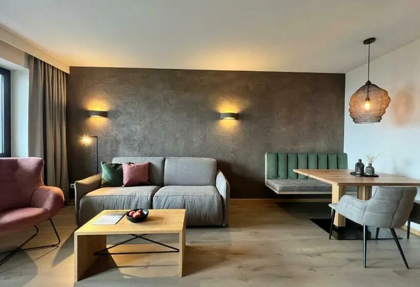 Huoneisto 1 Makuuhuone, Das Grafenstein Familienresidence