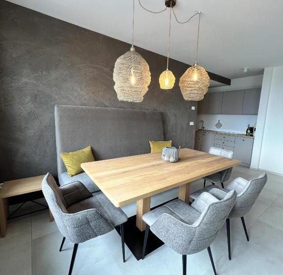 סוויטת 2 חדרי שינה, Das Grafenstein Familienresidence