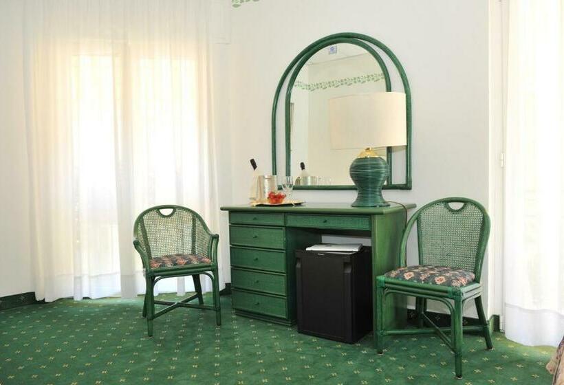 Номер Стандарт, Diana