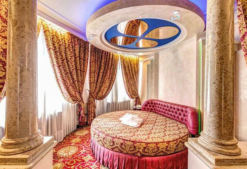 جناح مزود بجاكوزى, Dream