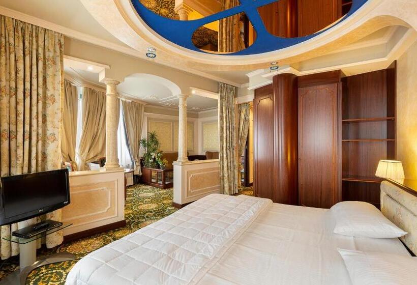 جناح مزود بجاكوزى, Dream