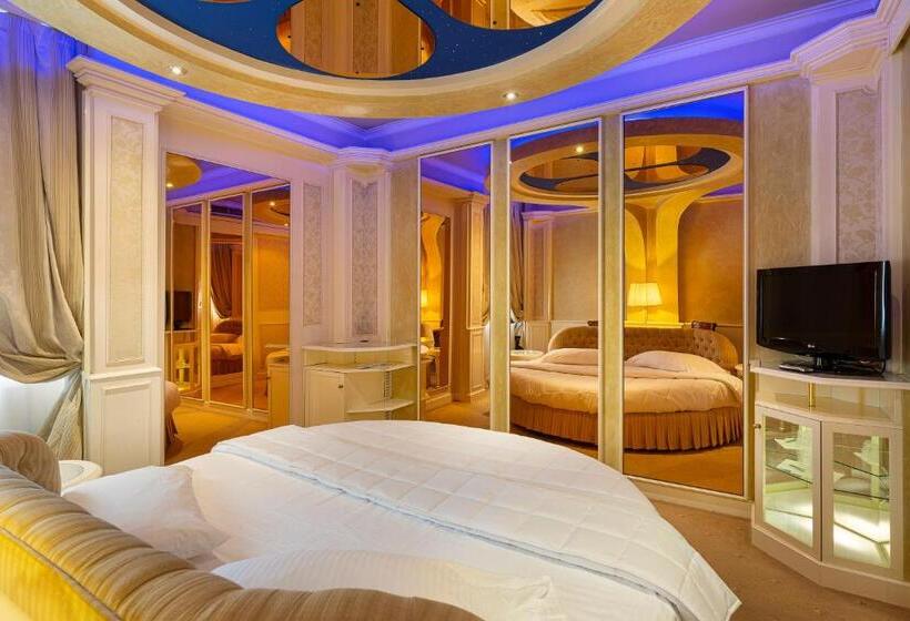 جناح جونيور مزوَّد بجاكوزي, Dream