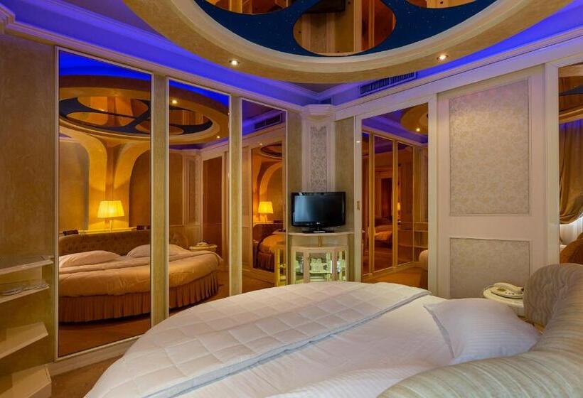 סוויטת ג'וניור, Dream