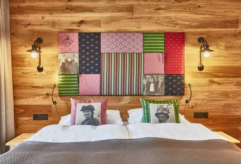 غرفة قياسية, Fanes