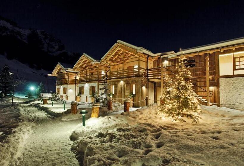 شاليه غرفة نوم واحدة, Fanes