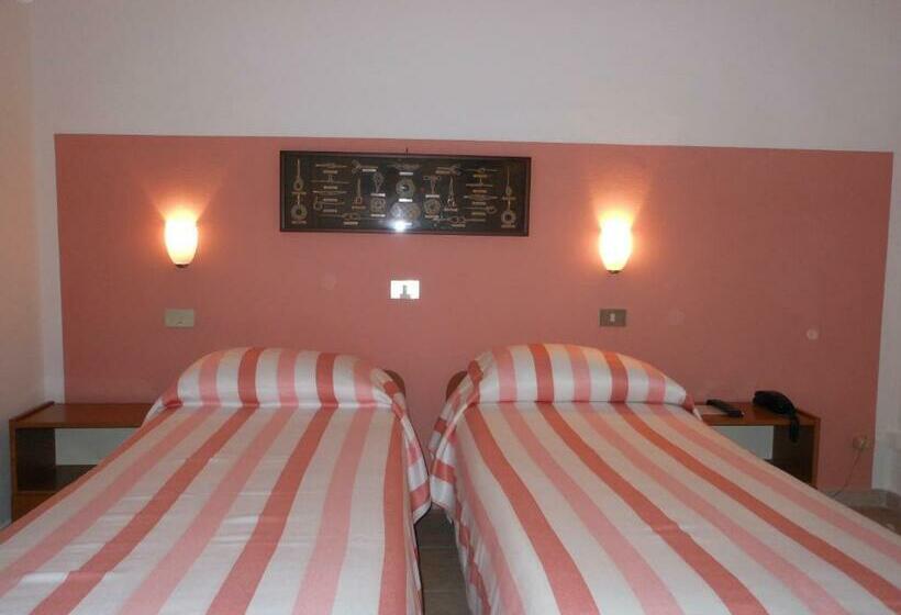 غرفة قياسية مطلة على المدينة, Fiammetta