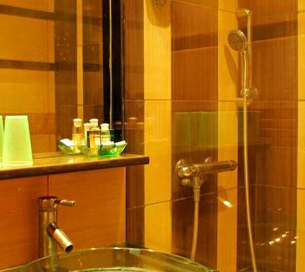 اتاق اکونومی با تخت دوبل, Golfe