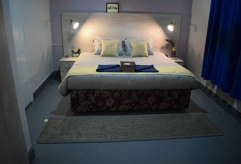 اتاق لوکس سه تخته, Imperial Town