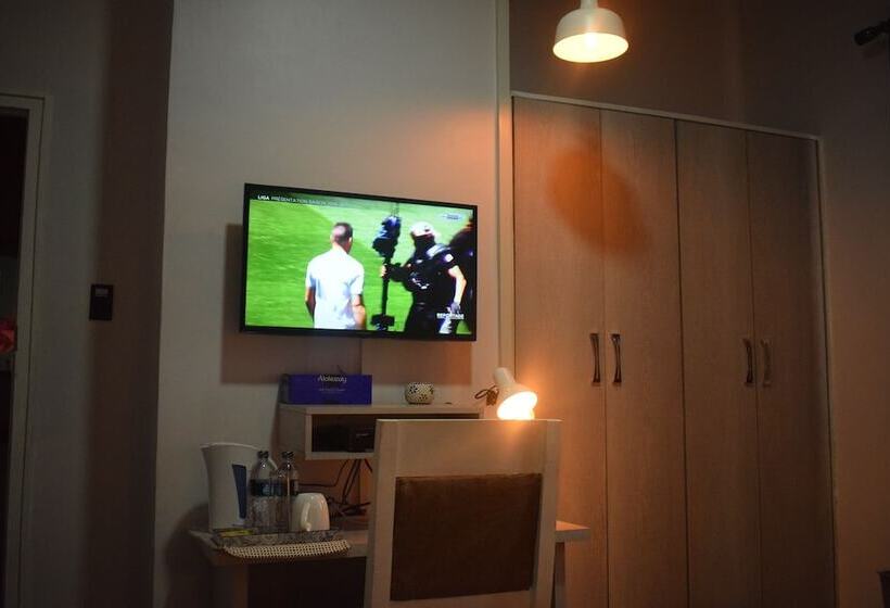 اتاق لوکس, Imperial Town