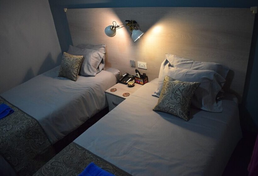 اتاق لوکس, Imperial Town