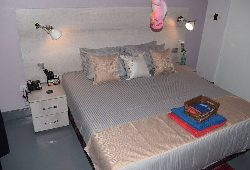 اتاق لوکس, Imperial Town