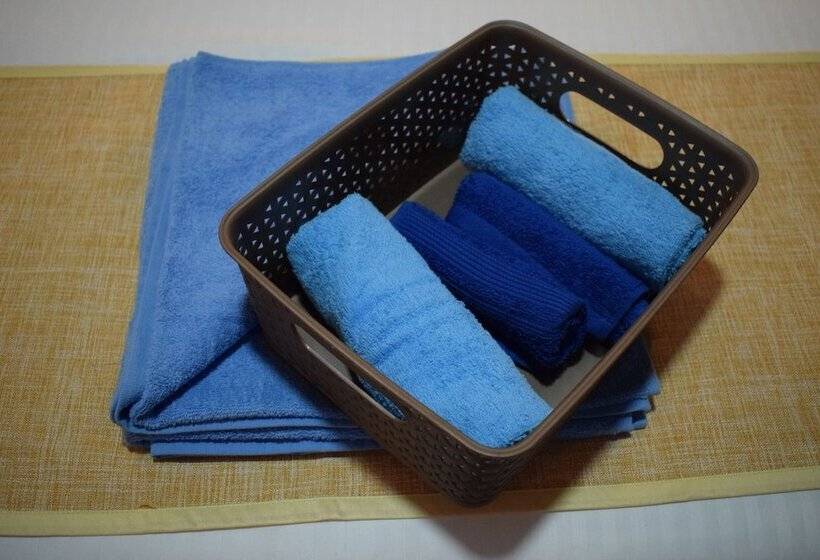 اتاق لوکس, Imperial Town