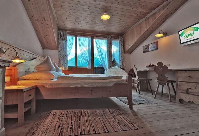 标准间, Jägerhof