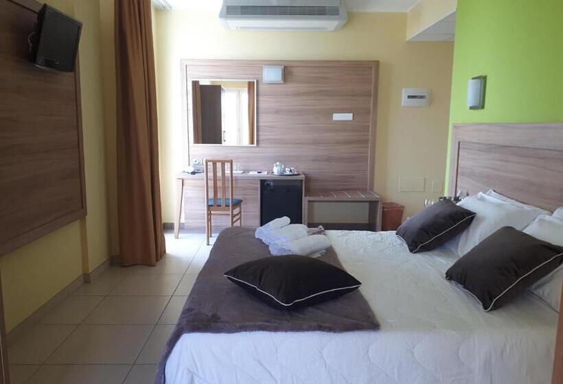 חדר סטנדרט נוף לים עם מרפסת, La Ninfea