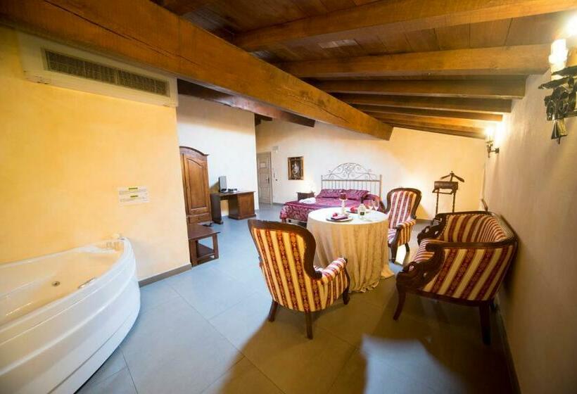 스위트, La Tavola Rotonda