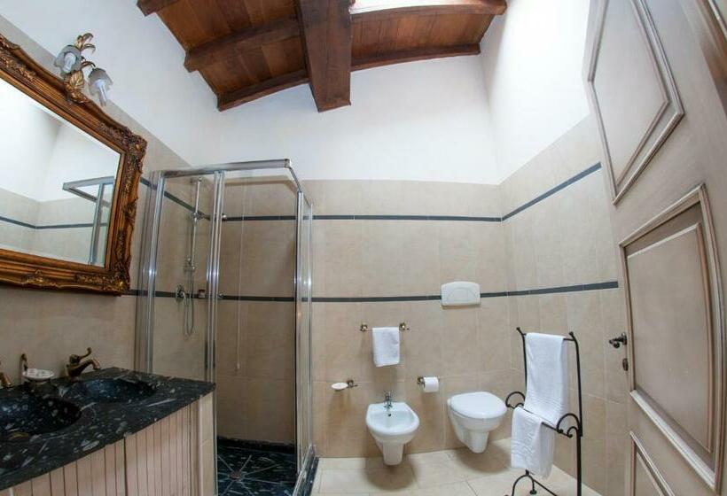 스위트, La Tavola Rotonda