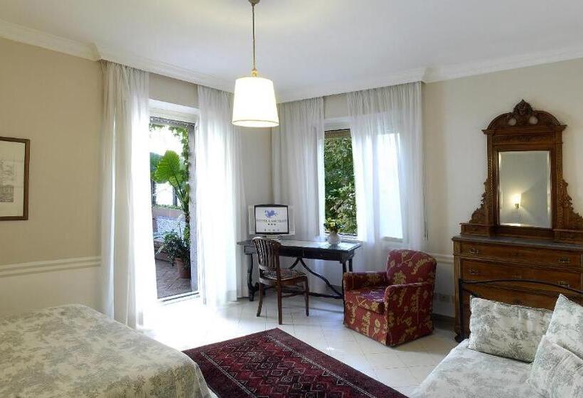 اتاق استاندارد سه نفره, Lancelot