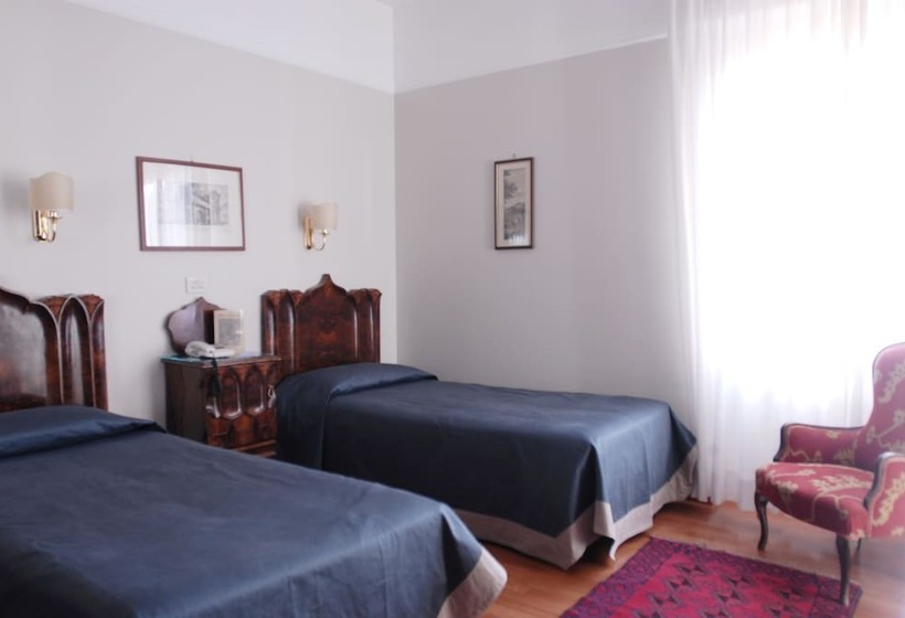 اتاق استاندارد, Lancelot